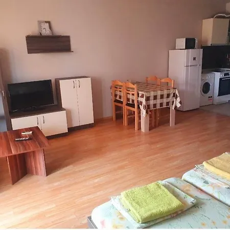 Apartment Diamond Beach- Studio Burgas